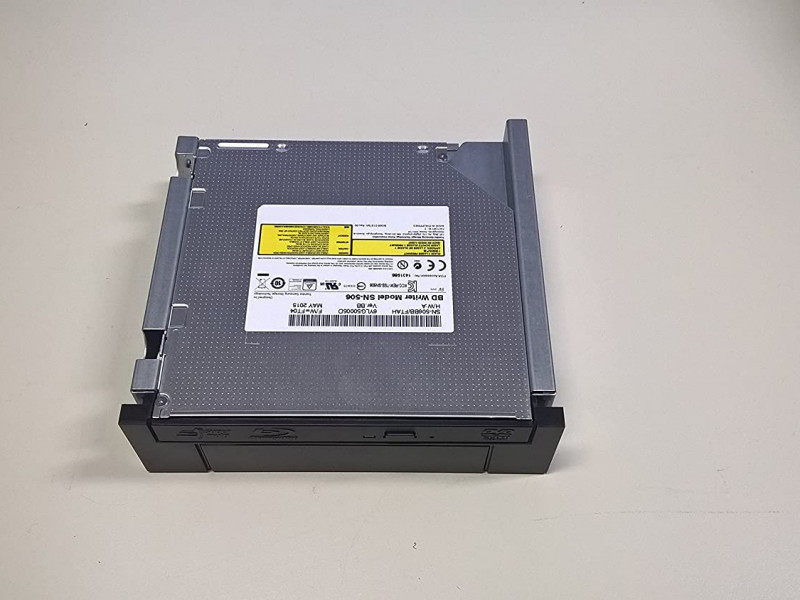 Fujitsu Triple Writer Slim - Laufwerk BD-RE Serial ATA stagista 9,5 mm H [S26361-F3927-L320]